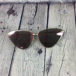 Women’s geometric mirrored sunglasses